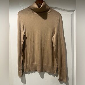 Banana Republic women’s silk cotton cashmere turtleneck sweater size L